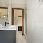 Guesthost - Cozy Near San Siro Apartament *