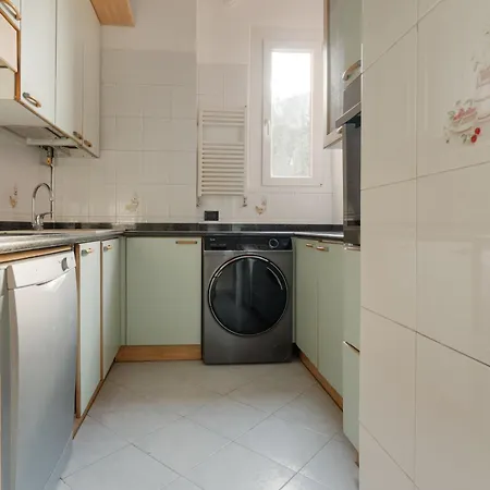 Apartman Guesthost - Cozy Near San Siro *