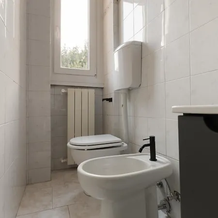 Guesthost - Cozy Near San Siro Apartman *